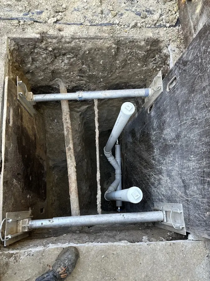 Experienced plumber completing Gas Line Repair work in Moraine